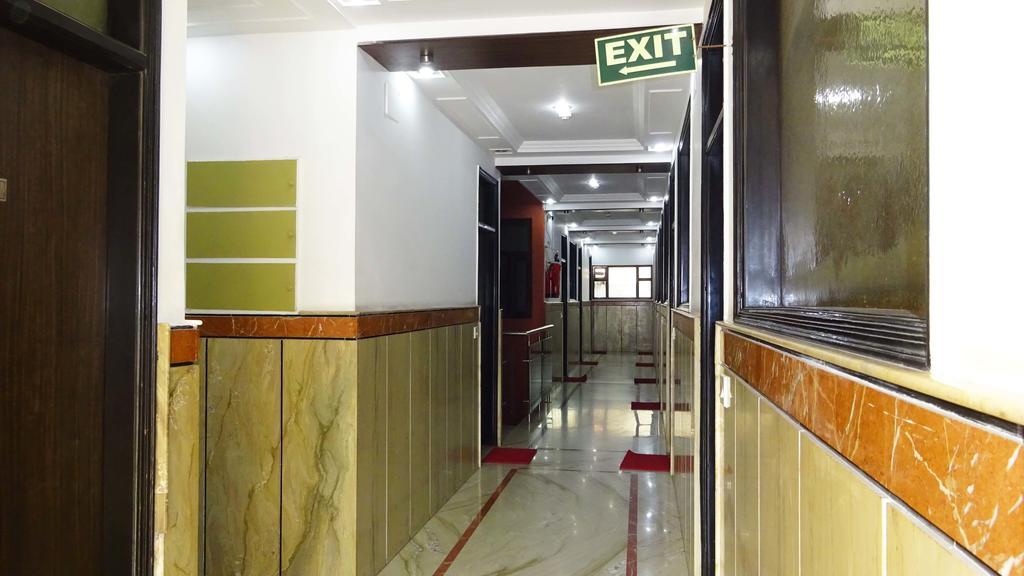 Hotel Durga International ニューデリー エクステリア 写真