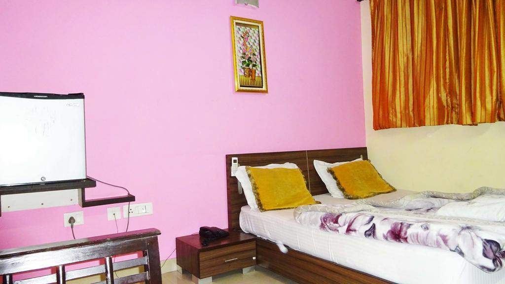Hotel Durga International ニューデリー エクステリア 写真