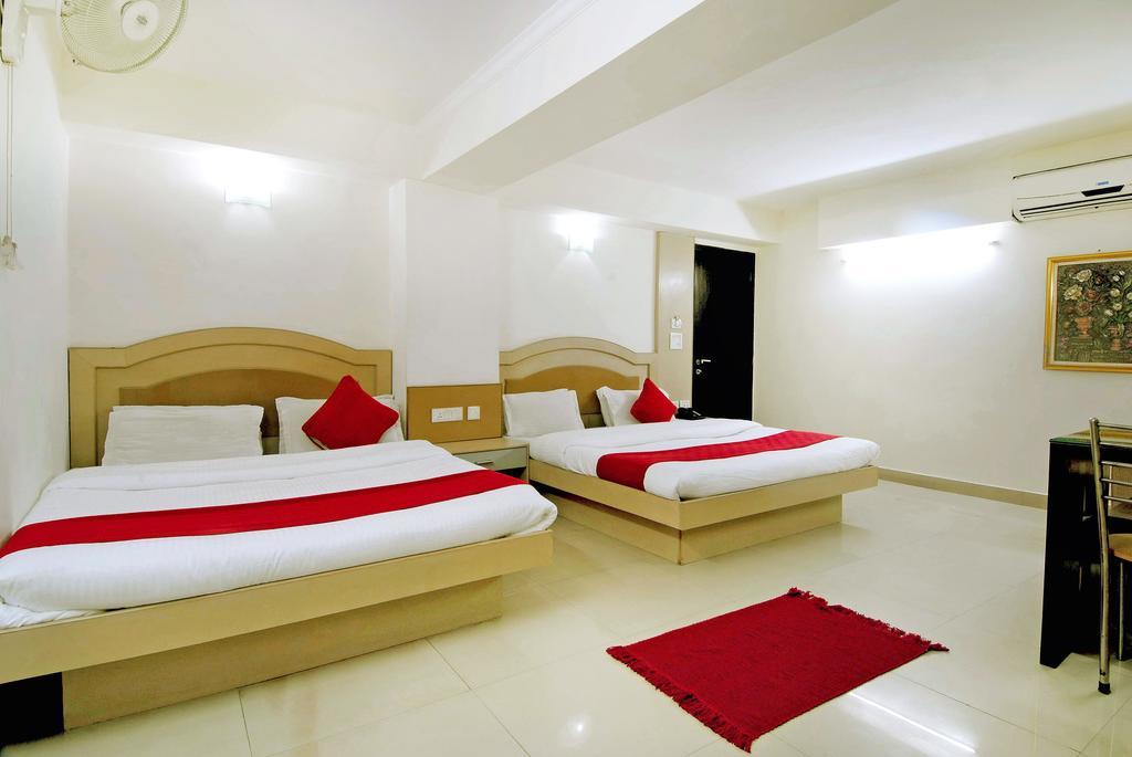 Hotel Durga International ニューデリー 部屋 写真