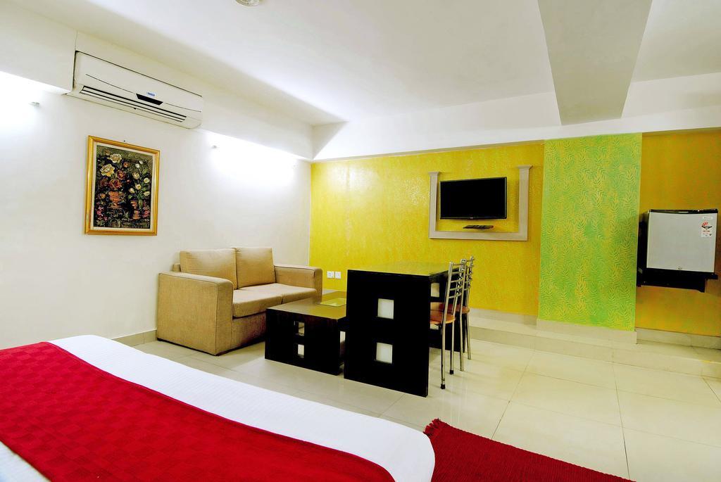 Hotel Durga International ニューデリー エクステリア 写真