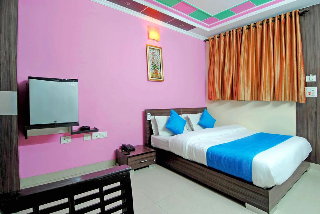 Hotel Durga International ニューデリー 部屋 写真
